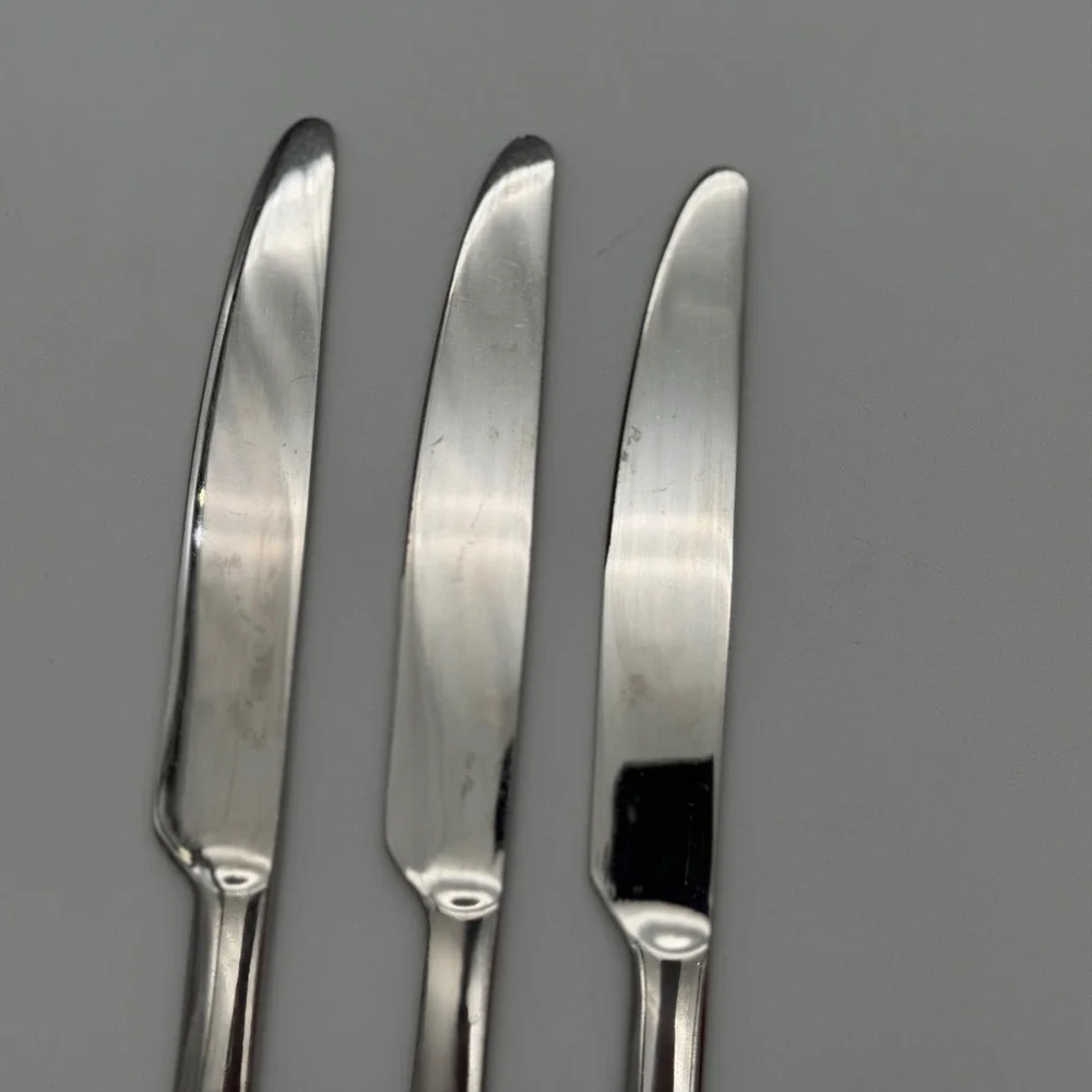 Pfaltzgraff Stainless Steel Serrated Dinner Knives Set of 3 Silver Flatware